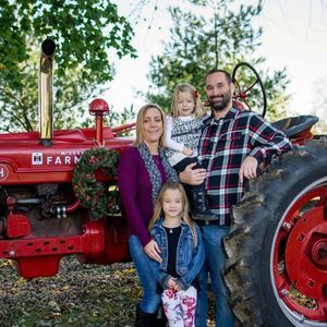 Meet your Posher, Angi